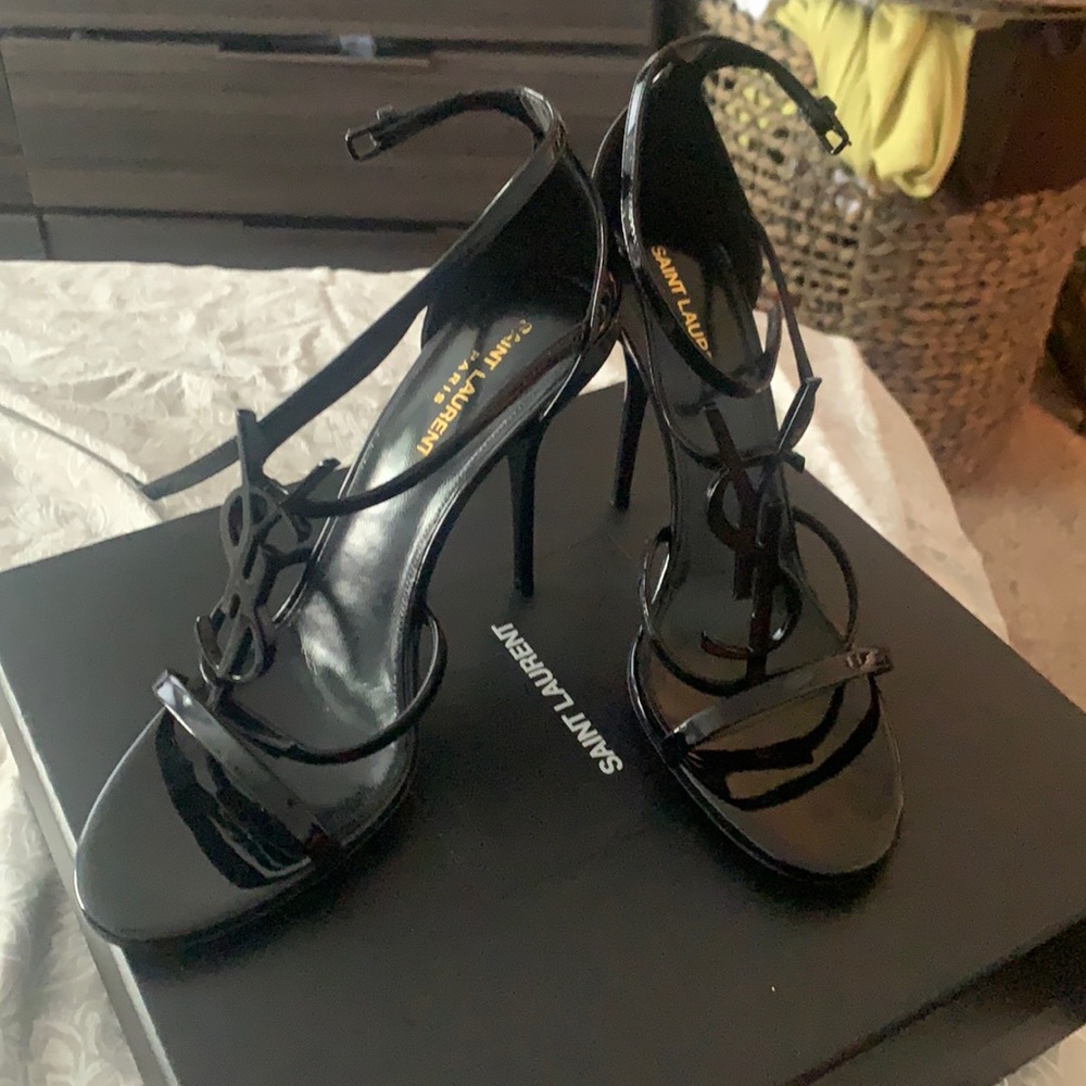 Ysl black patent heels size 10